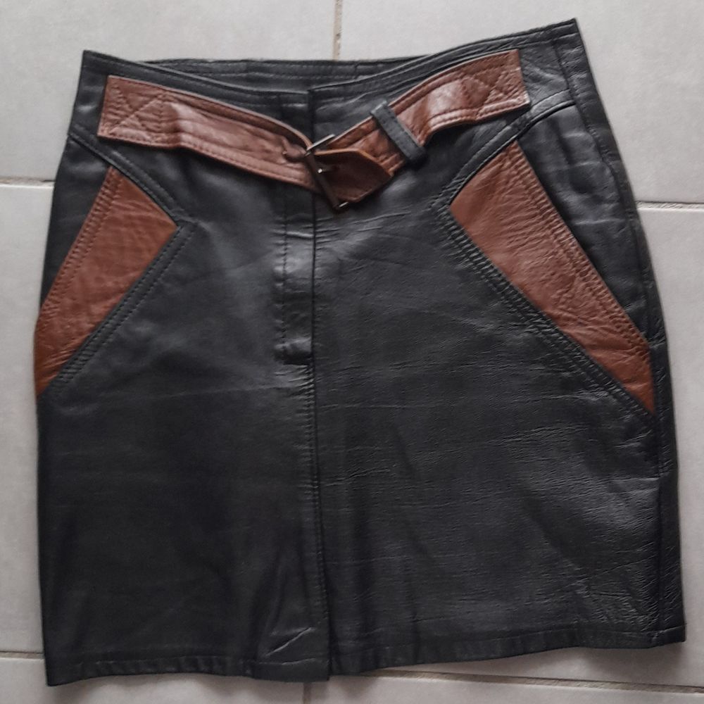 Jupe en cuir 10 Mussidan (24)