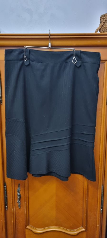 Jupe droite - Armand Thierry - T. 46 5 Aix-les-Bains (73)