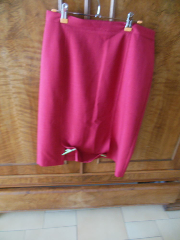 Jupe droite  rouge bordeaux 15 Vouzeron (18)