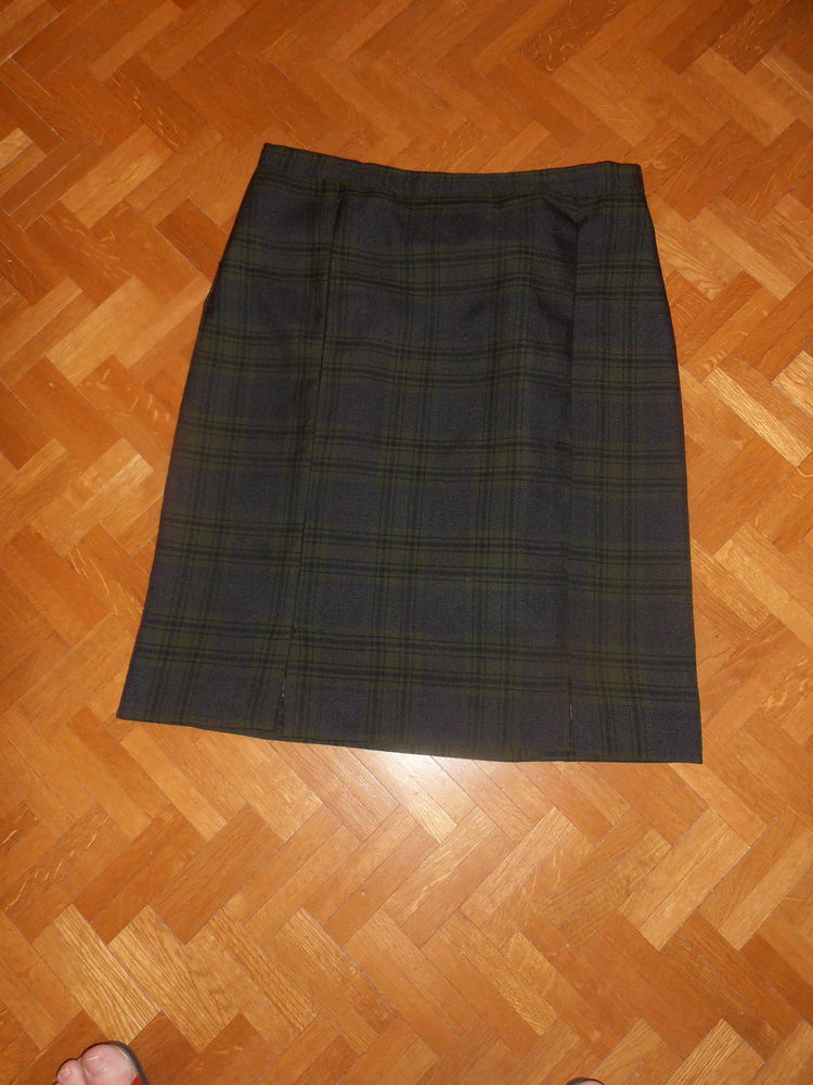 Jupe �cossaise (83) 12 Tours (37)
