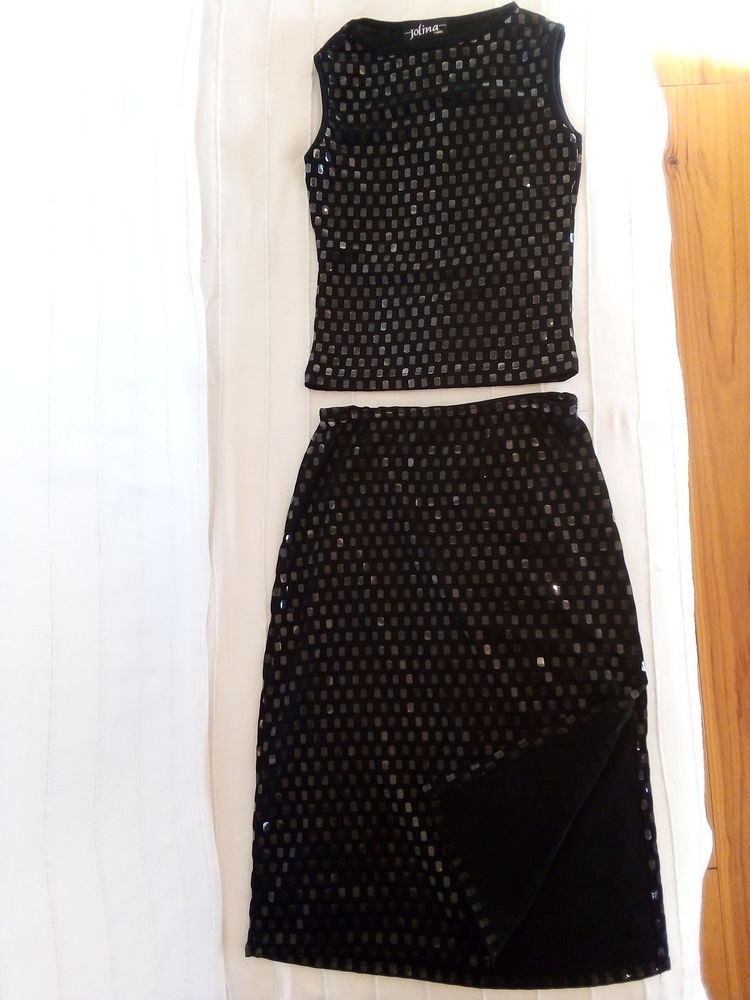 Jupe fendue + haut noir brillant JOLINA 50 Cuxac-Cabard�s (11)