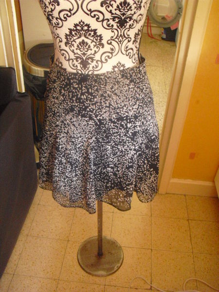 jupe fluide a motifs forme patineuse CAMAIEU TAILLE 34 10 Lyon 5 (69)