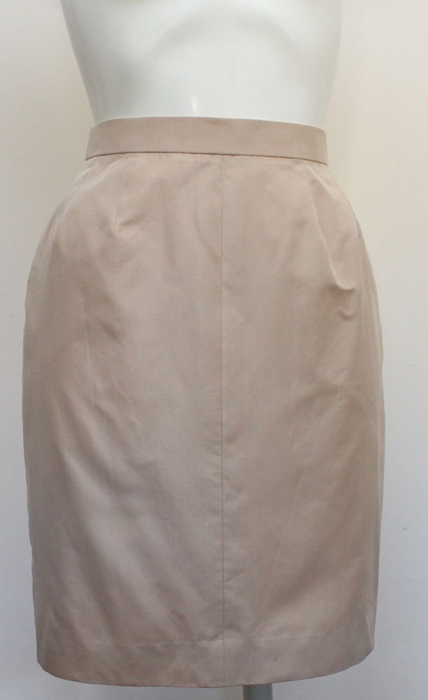 Jupe Herm�s soie beige 110 Issy-les-Moulineaux (92)