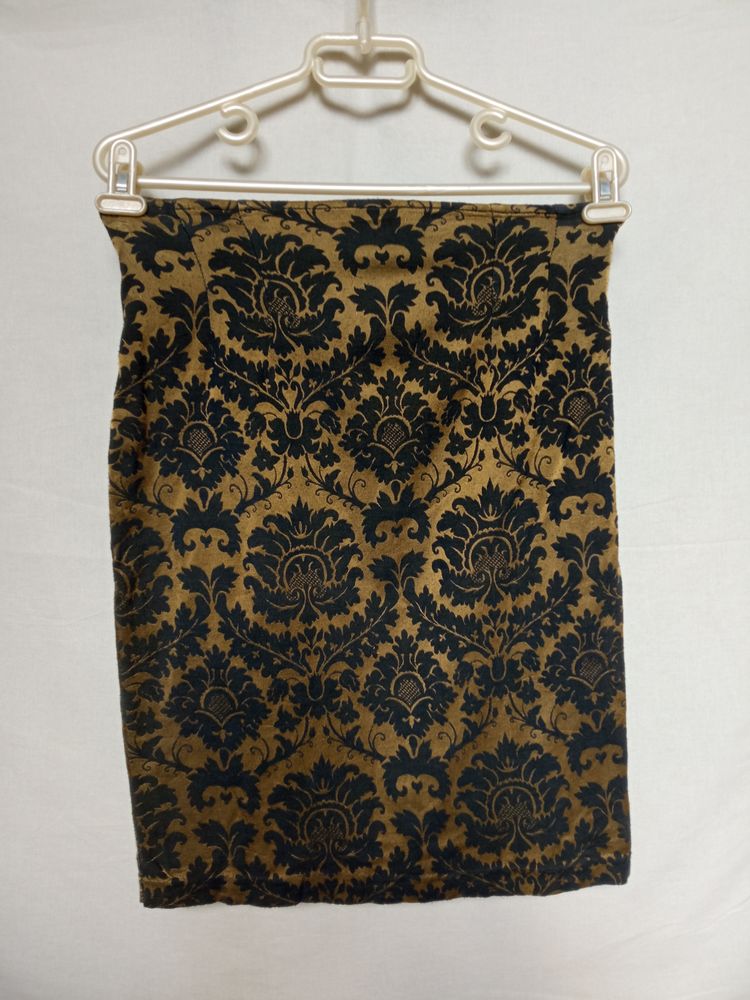 Jupe Kooka� motifs satin�s 5 Arcueil (94)