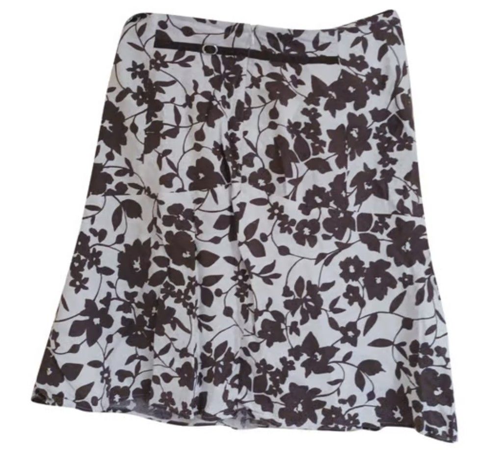 Jupe Mark's Spencer Genou doubl�e taille 46
35 Levallois-Perret (92)