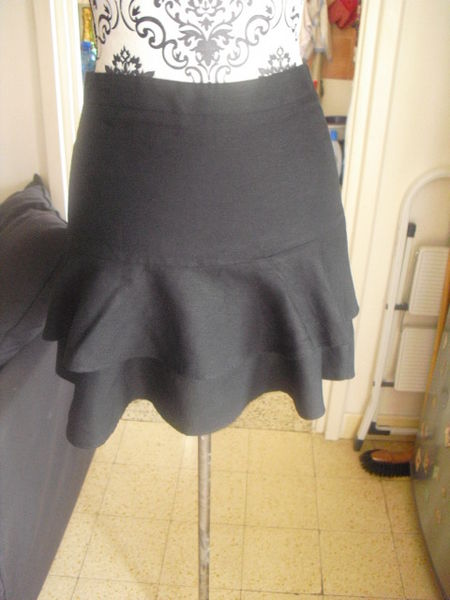 JUPE NOIRE 2 VOLANTS en lin CAMAIEU TAILLE 34 6 Lyon 5 (69)