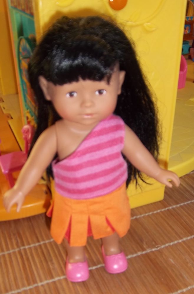 Jupe poupée Dora orange 1 Colombier-Fontaine (25)