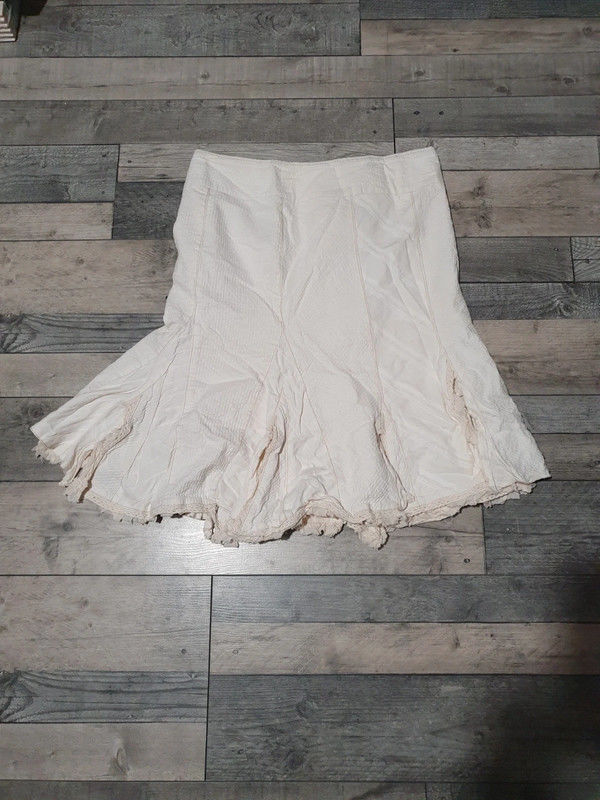 Jupe de soir�e � volants cr�me - taille 46 4 Aubvillers (80)