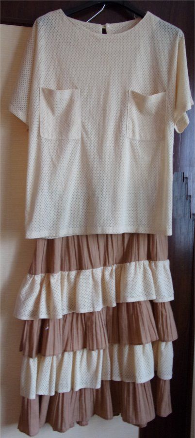 jupe volant et haut 10 Saint-Germain-du-Plain (71)