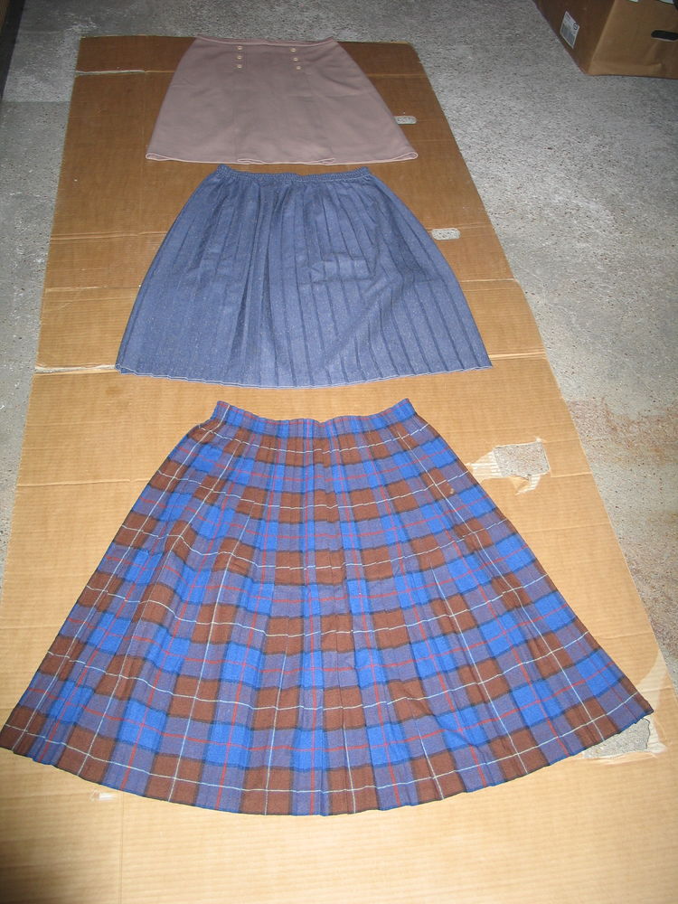 Jupes de diff�rents mod�les moderne et vintage 5 Quincy-sous-S�nart (91)