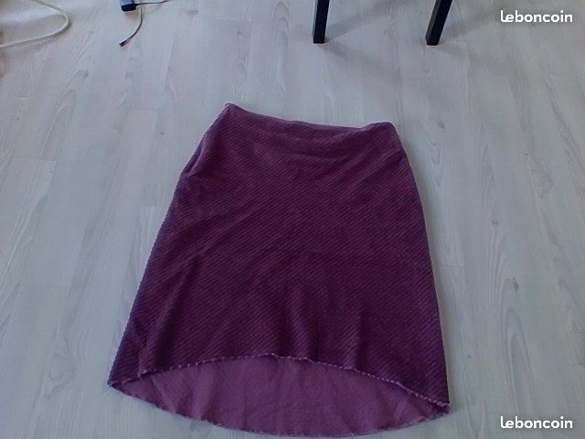 jupes velours marron et violet taille 36 � 42 10 Ivry-sur-Seine (94)