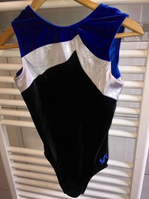 Justaucorps de gym en velours taille 14 ans en tbe � 15 euro 15 Laura�t (32)