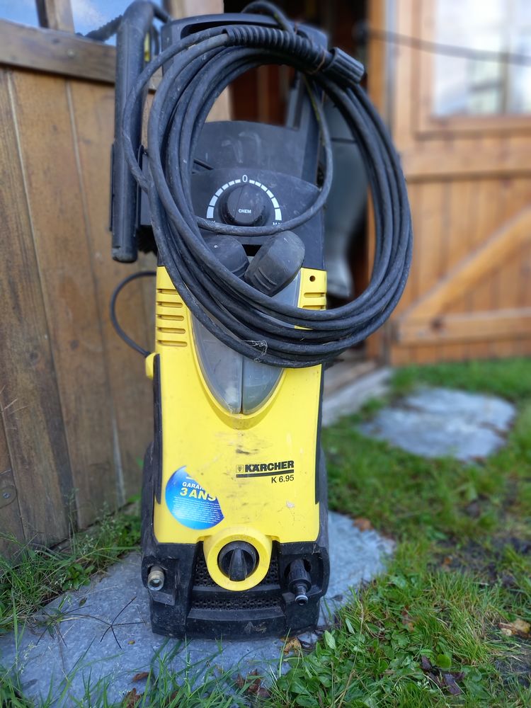 Karcher k695m 150 bar
170 Sarzeau (56)