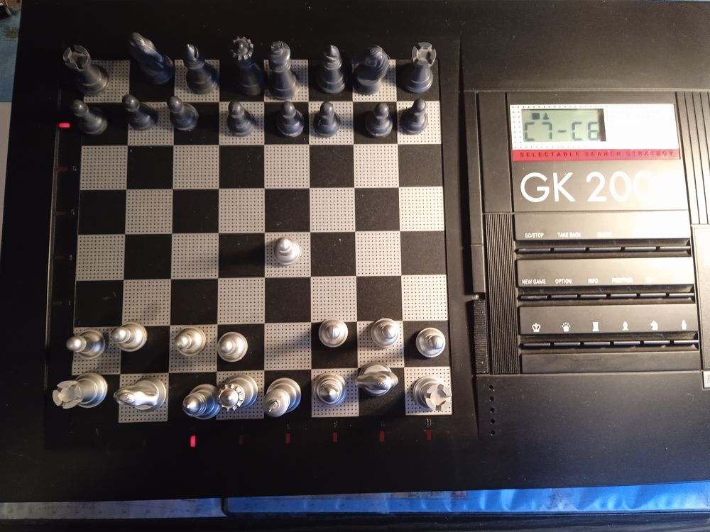 Kasparov GK2000 50 Gien (45)