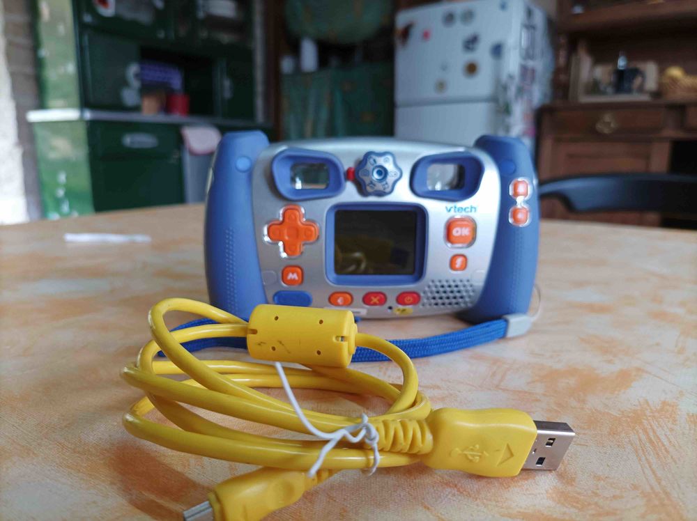 KIDIZOOM PRO VTEK appareil photo + vid�o + jeux
35 Venarey-les-Laumes (21)