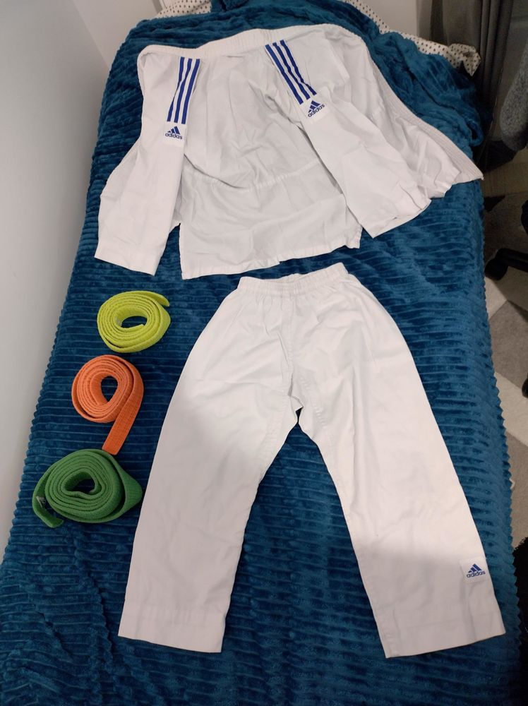 Kimono enfant taille 140-150 cm 18 Osny (95)