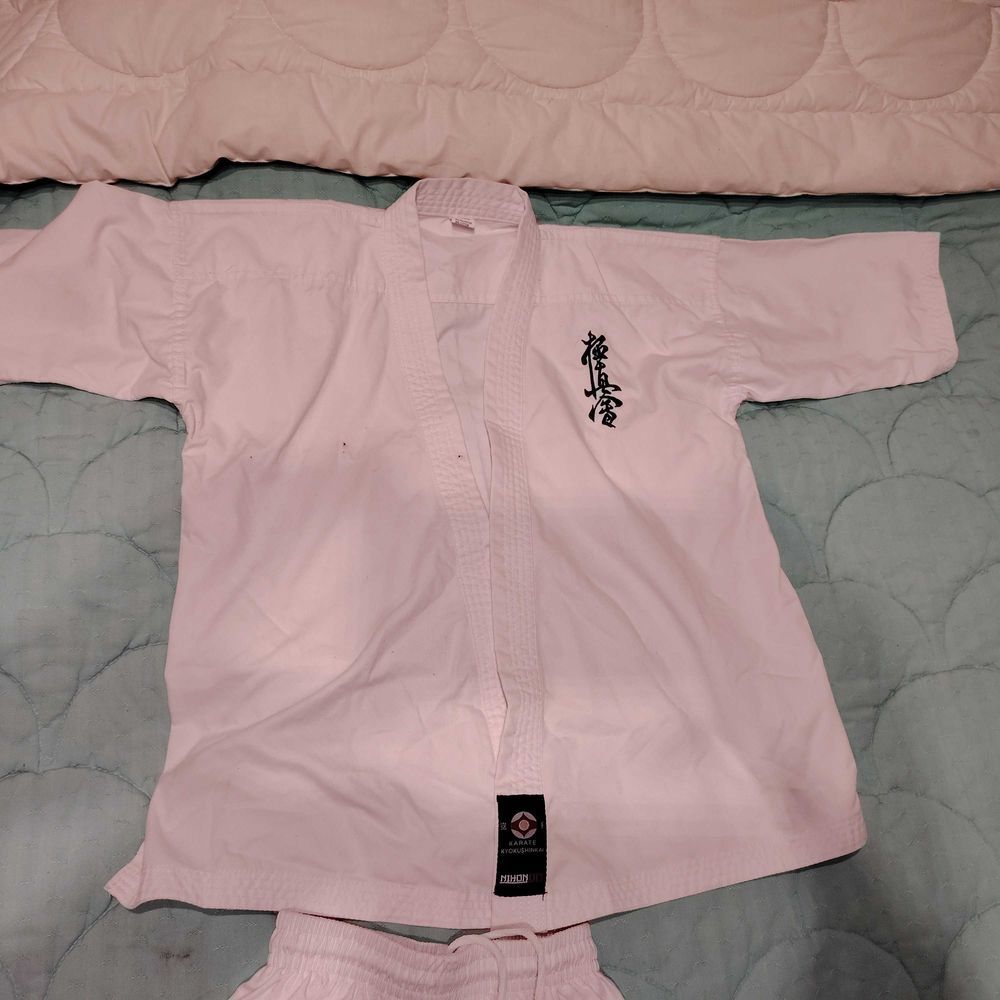 Kimono karat� Kyokushinkai 20 Toudon (06)