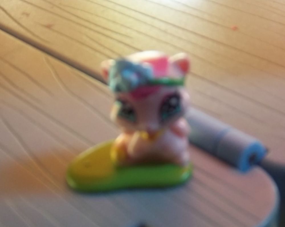 Kinder surprise Winx DE 158 : Coco 1 Colombier-Fontaine (25)