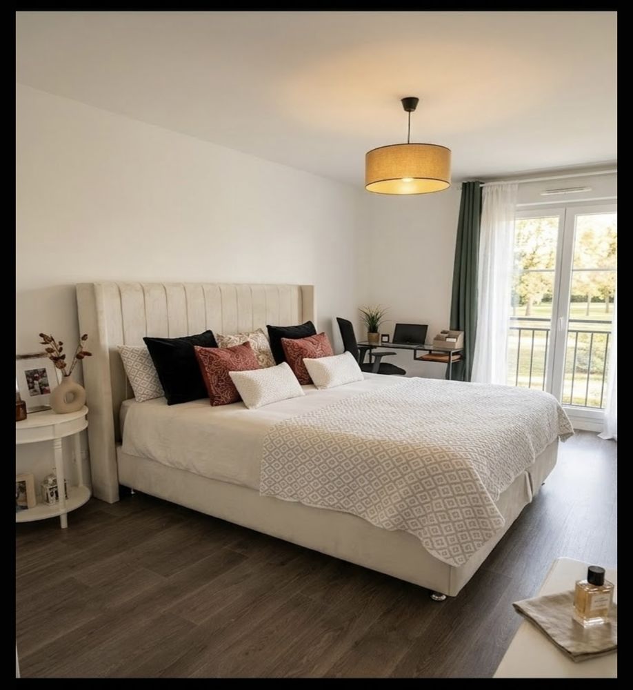 Lit King size avec matelas �pais 650 Le Blanc-Mesnil (93)