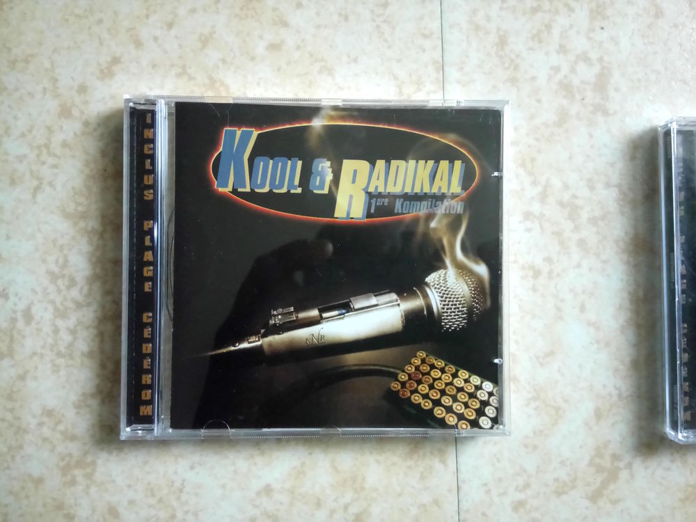 Kool et Radikal
1 �ere Komplilation - rap fran�ais 0 Massy (91)