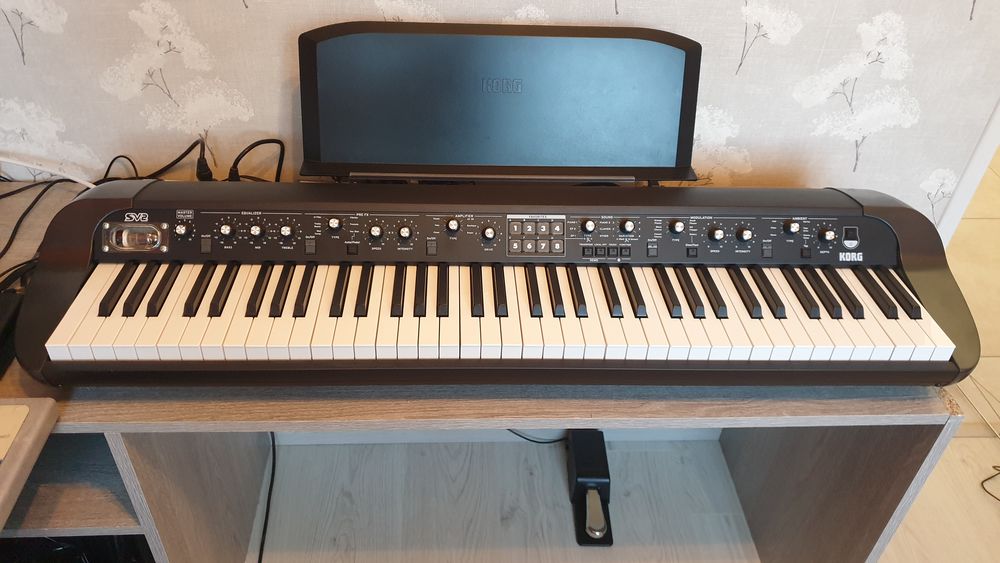 KORG SV2 comme neuf
Jamais sorti 1250 Cestas (33)