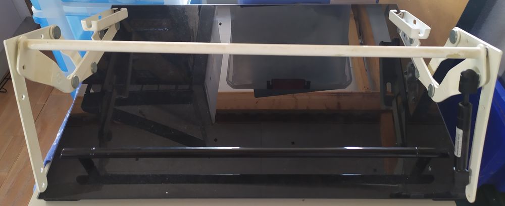 KUPPERSBUSCH: porte pivotante 90 Saint-Gelais (79)