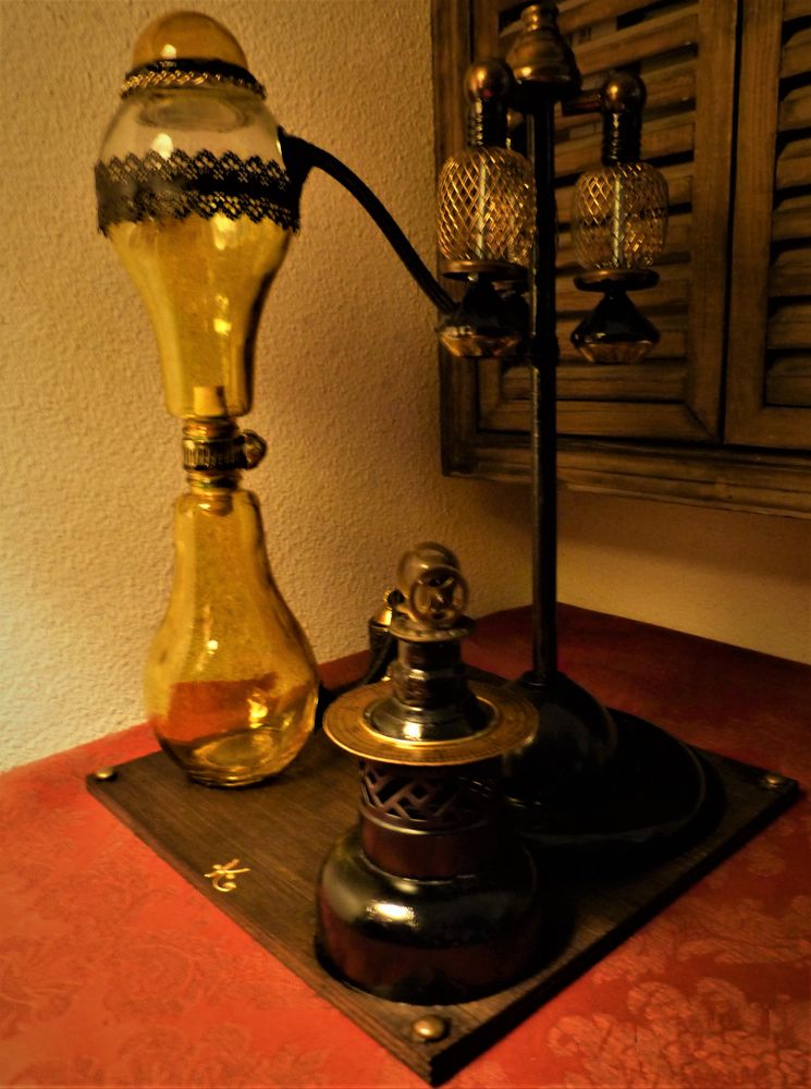 Labo de Curiosit�  VICTORIAN LABORATORIUM  Steampunk 65 Mont-de-Marsan (40)