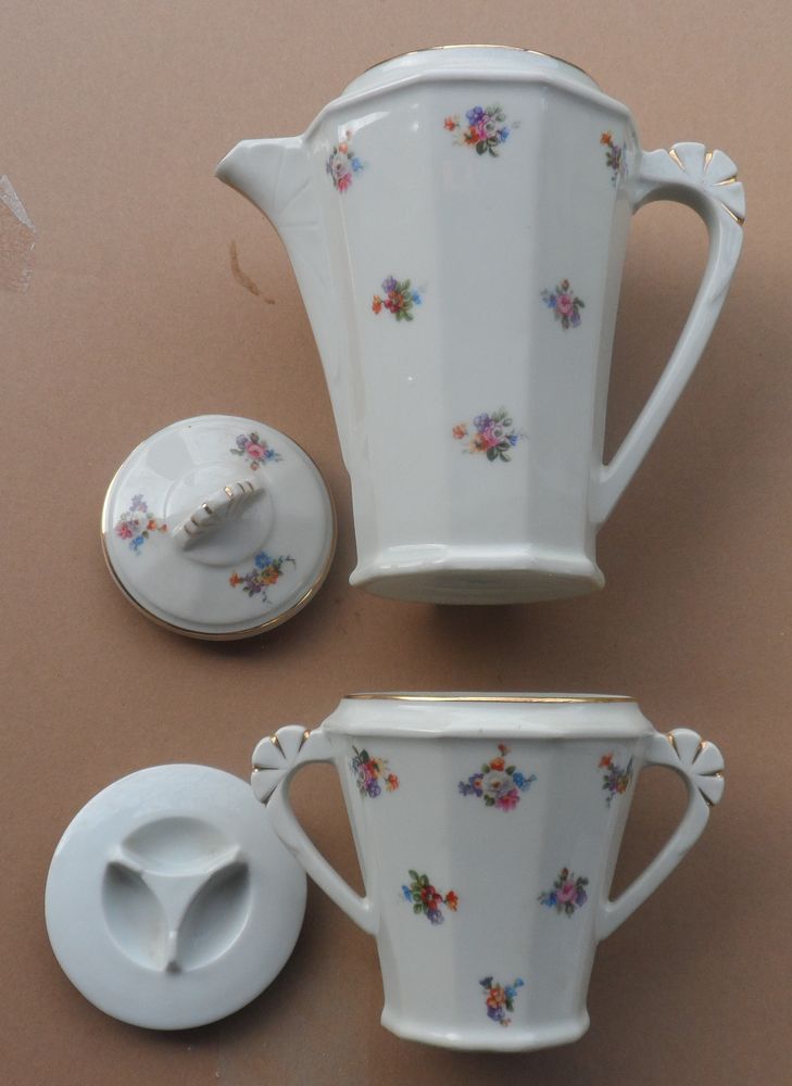 1 pot � lait ou � caf� et 1 sucrier en porcelaine 9 Castries (34)