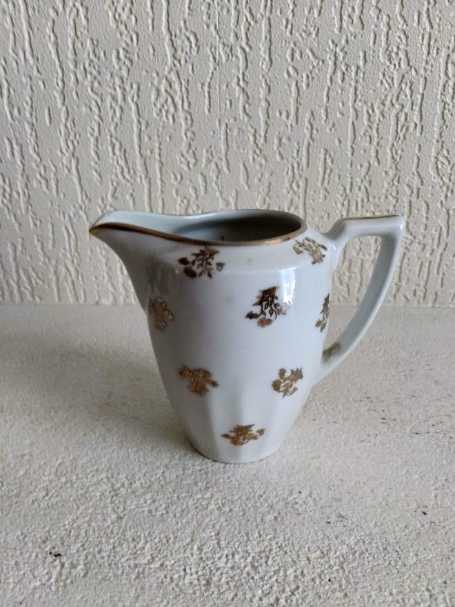 Pot � lait porcelaine 5 Saint-Jean (31)