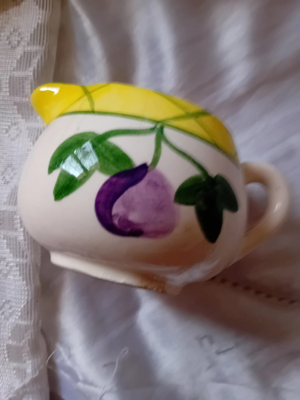 POT A LAIT VINTAGE NOW'S 1 Chaumont (52)