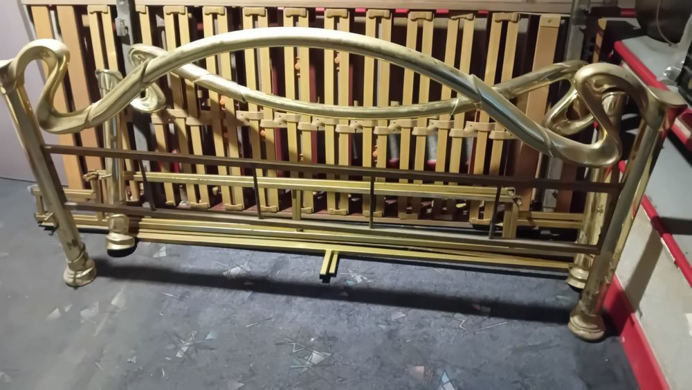 Lit en laiton 160x200cm 200 Rochecorbon (37)