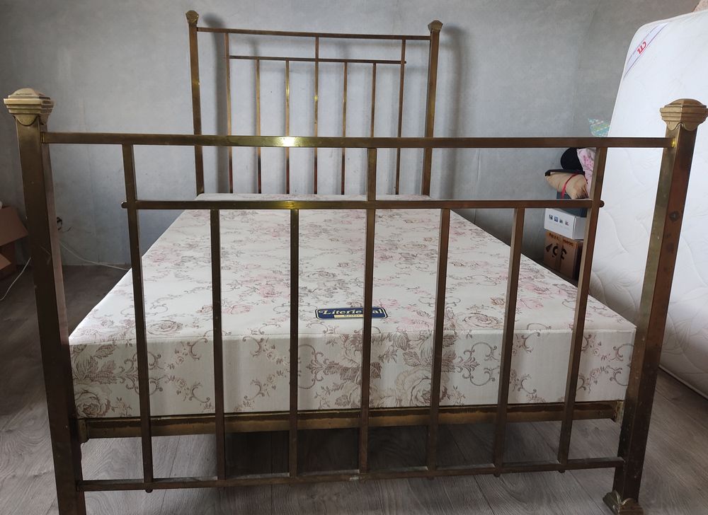 Lit en laiton XIX siecle en 120 0 Englos (59)