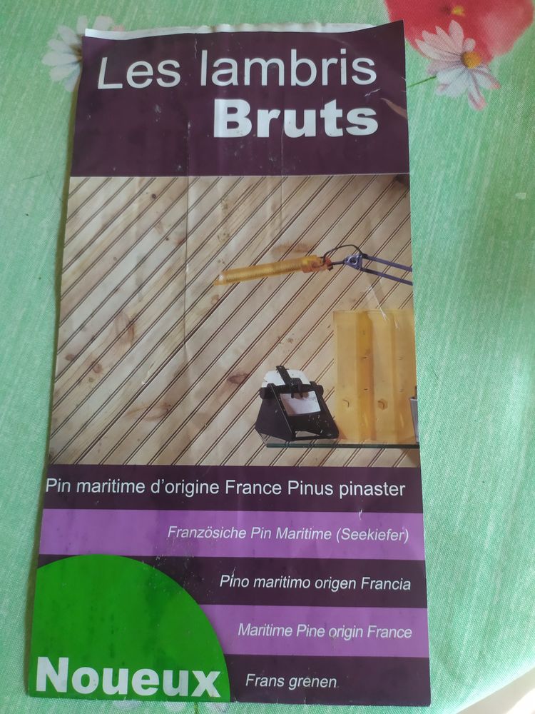 Lambris 1er choix pin noueux bottes de 1.96 m� 0 Seyne (04)