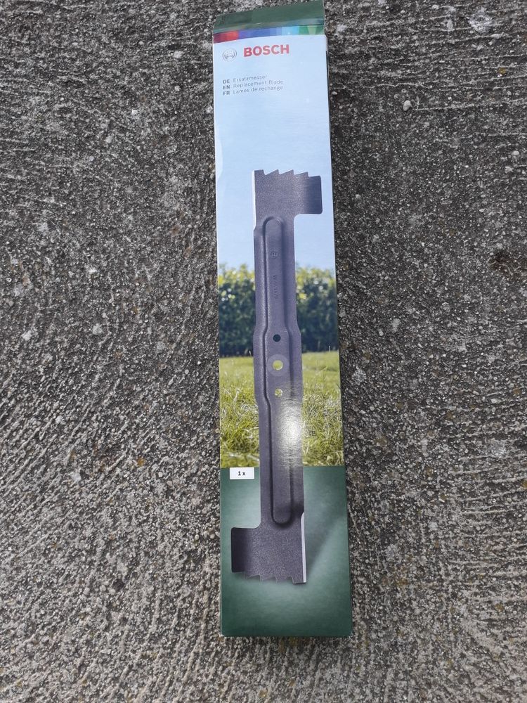 lame neuve pour tondeuse sans fil Bosch 15 Milly-la-For�t (91)