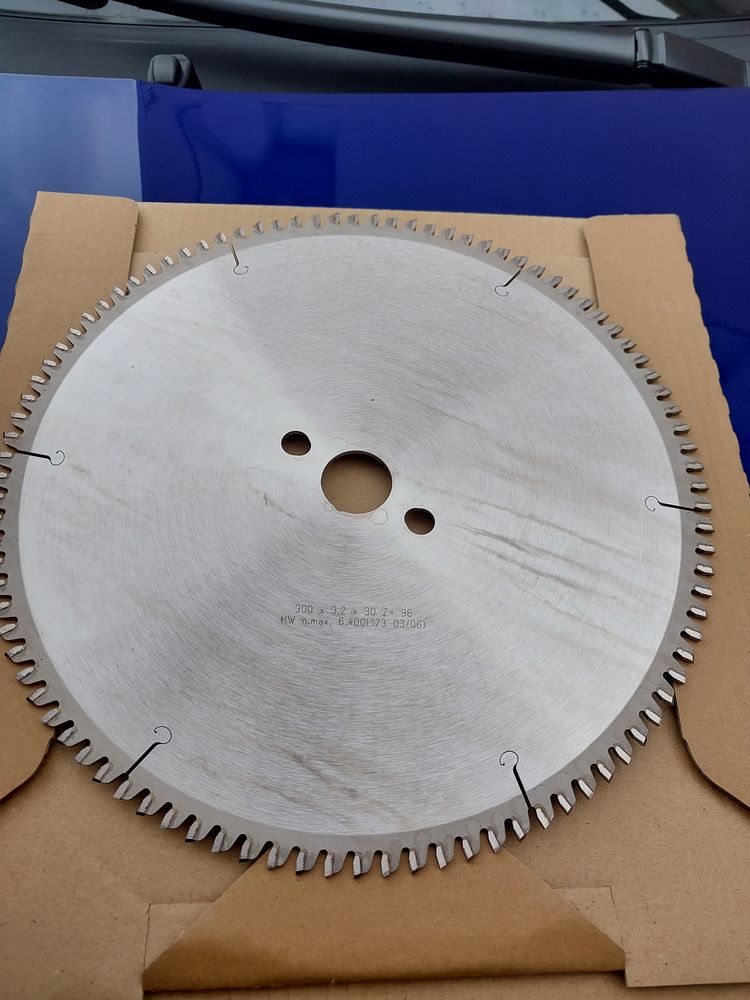 Lame de scie circulaire 60 Montpellier (34)