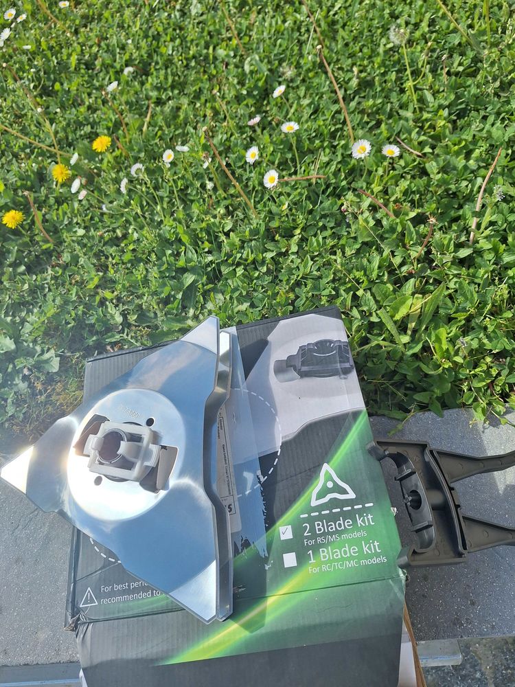 2 Lames de rechange pour robot tondeuse Robomow 35 Artigues-pr�s-Bordeaux (33)