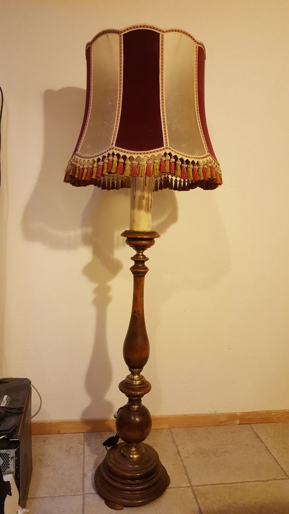 Lampadaire d'ambiance 60 Gujan-Mestras (33)