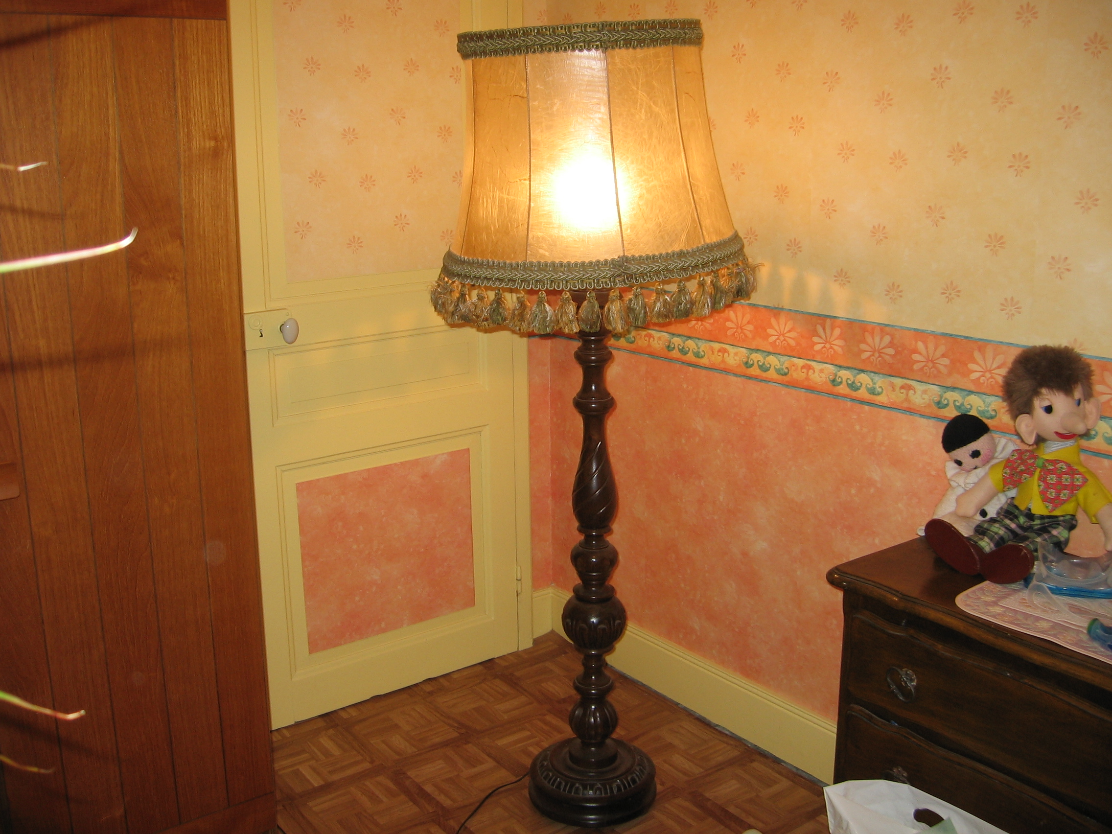 LAMPADAIRE BOIS TOURNE 25 Gray (70)