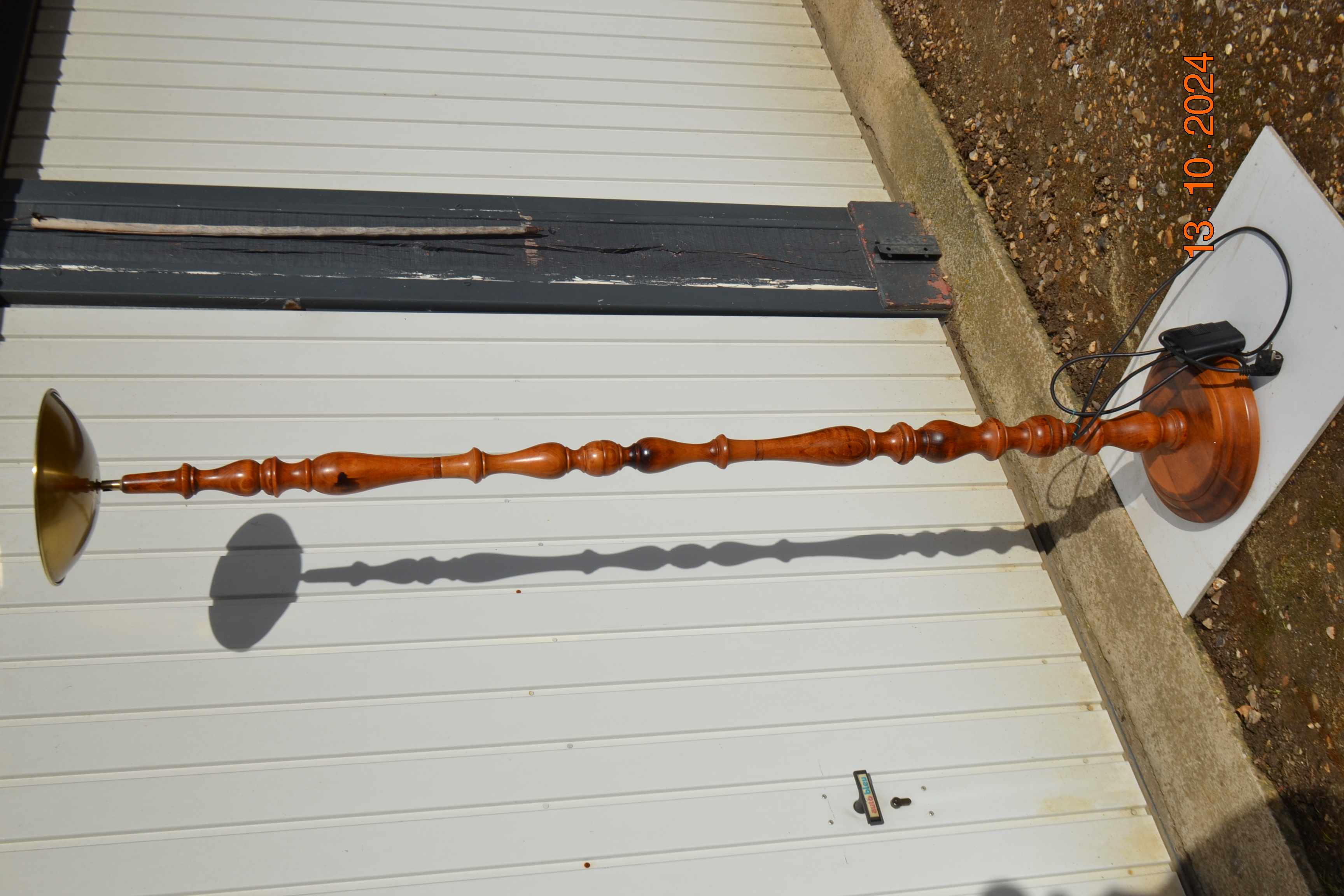 LAMPADAIRE LED en Bois 20 Le Neubourg (27)