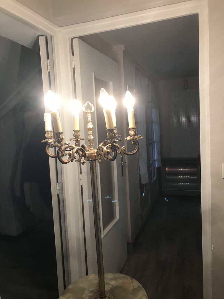Lampadaire en bronze et marbre 259 Saint-Maurice-sur-Aveyron (45)