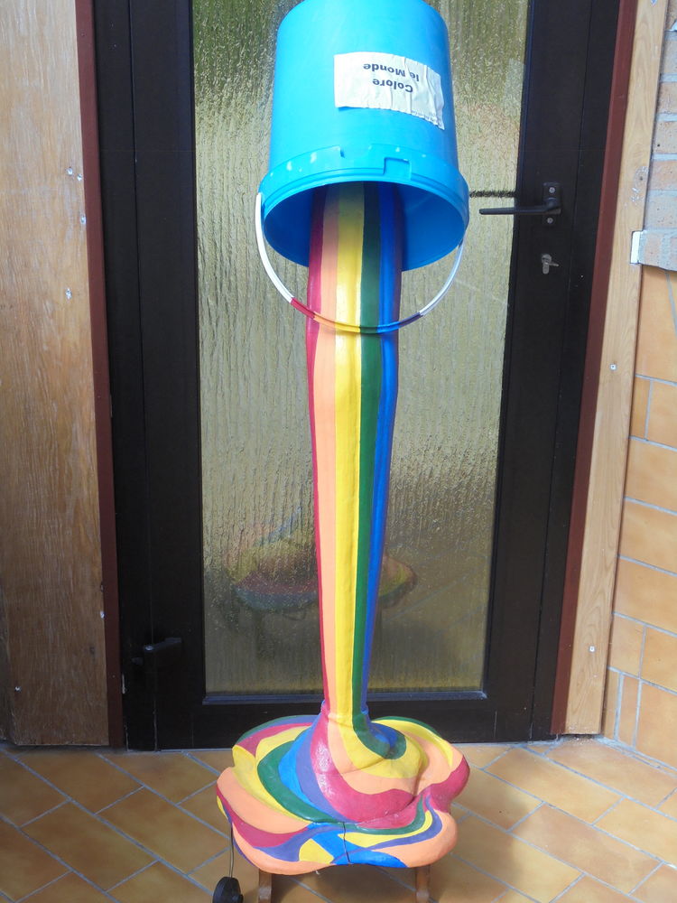 Lampadaire  (Color le monde ) 20 Le Thillot (88)