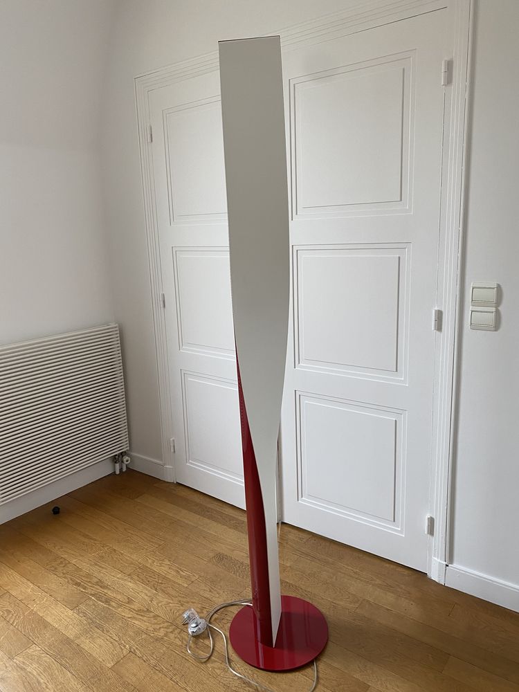 Lampadaire design Kundalini 600 Paris 6 (75)