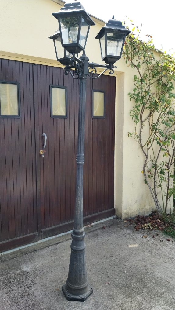 lampadaire ext�rieur 150 Cosne-Cours-sur-Loire (58)
