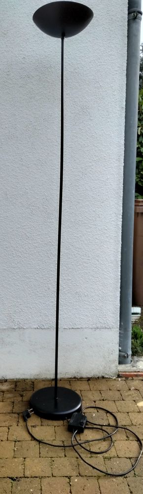 Lampadaire halog�ne droit. 7 Vierzon (18)