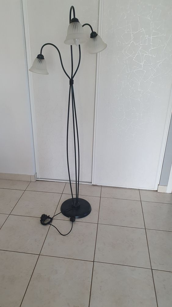 Lampadaire 3 points lumineux 15 Saint-Hilaire-de-Riez (85)