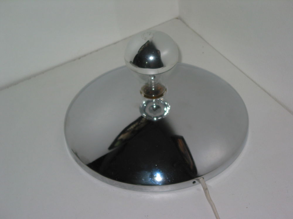 Lampe AMEBA de Fulvio Ferrari a la Casa Mollino 100 Marseille 13 (13)