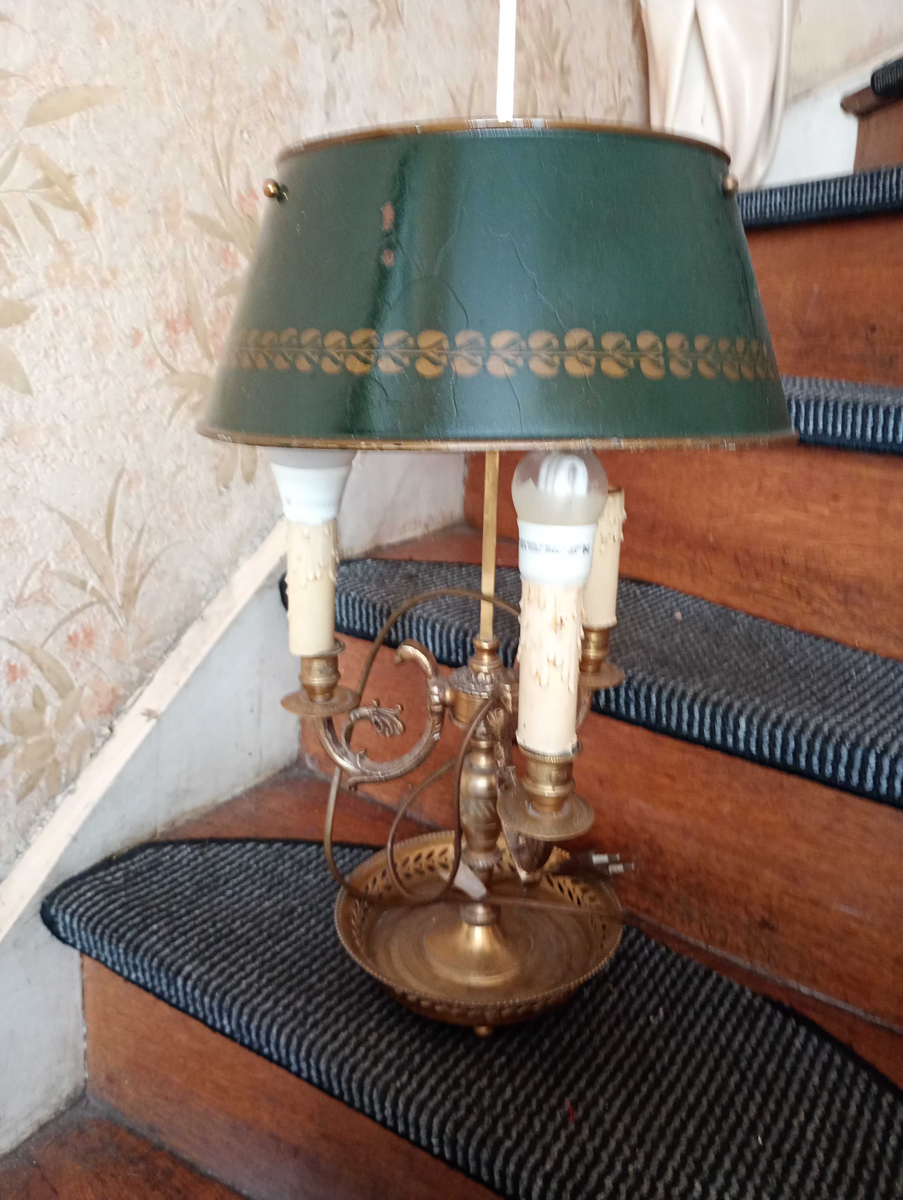 lampe ancienne datant de la belle epoque 300 �pinay-sur-Seine (93)