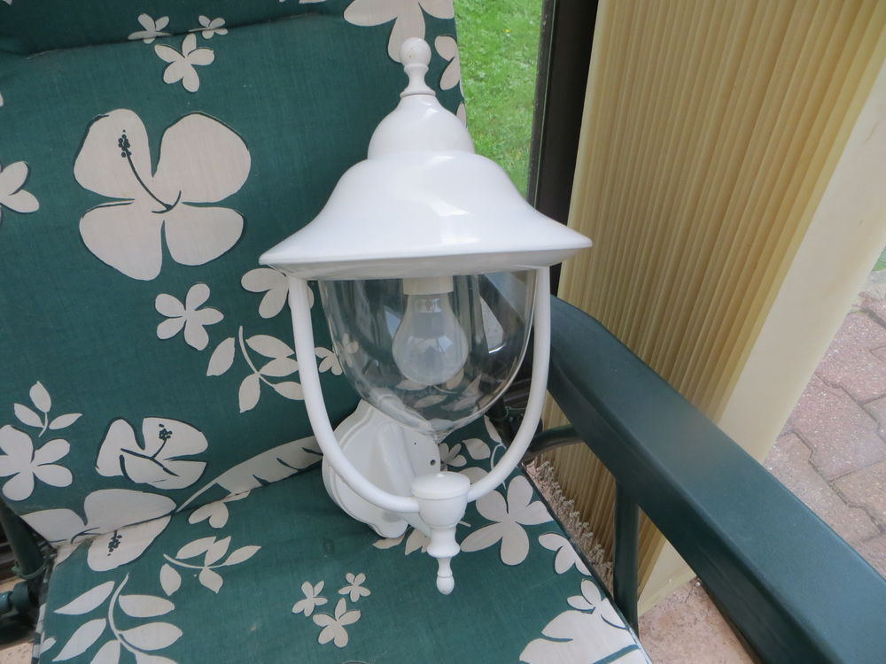 lampe appliquemurales  ext�rieure 4 Valence (26)