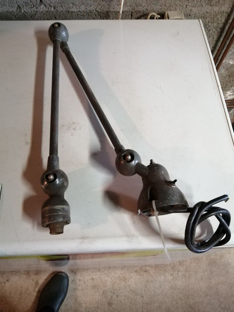 Lampe d atelier JIELDE   Lyon  2 bras.a restaurer.... 0 Montr�al-la-Cluse (01)