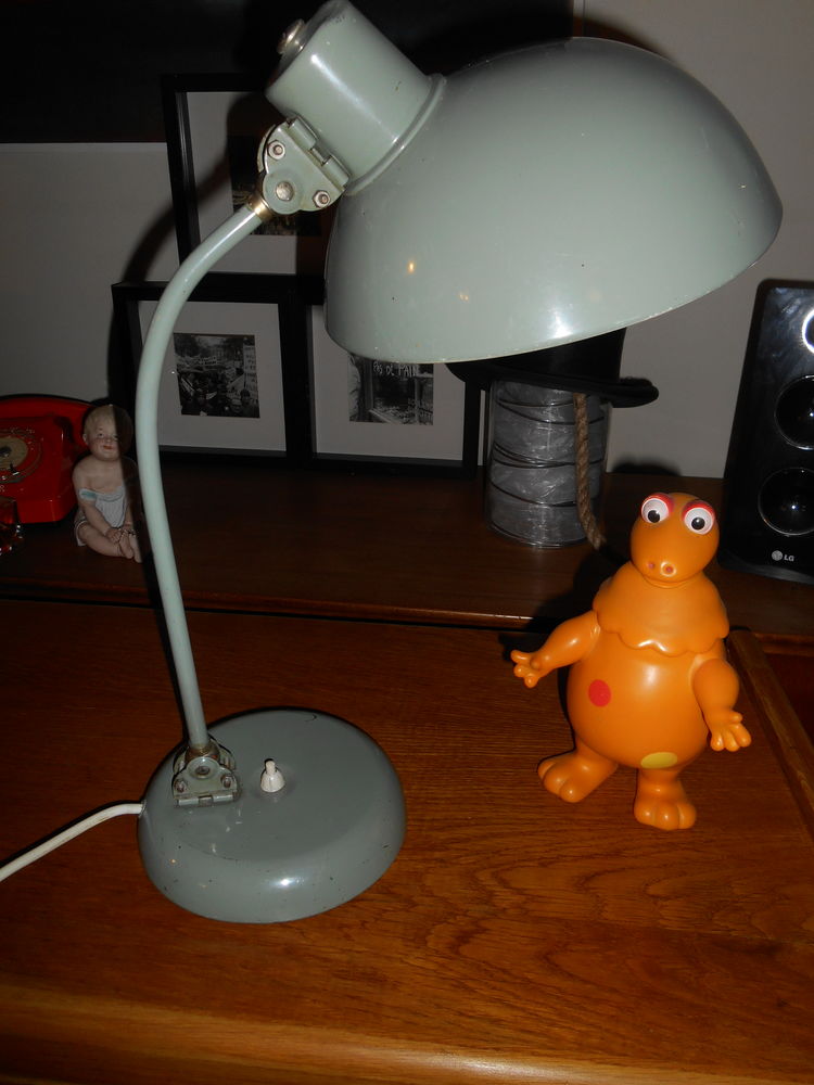 LAMPE D'atelier usine 50 Paris 19 (75)